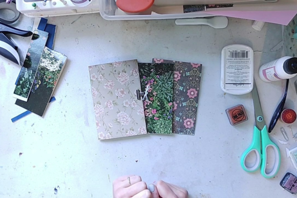 Download How to Create a Durable Mini Journal - How to create Collection